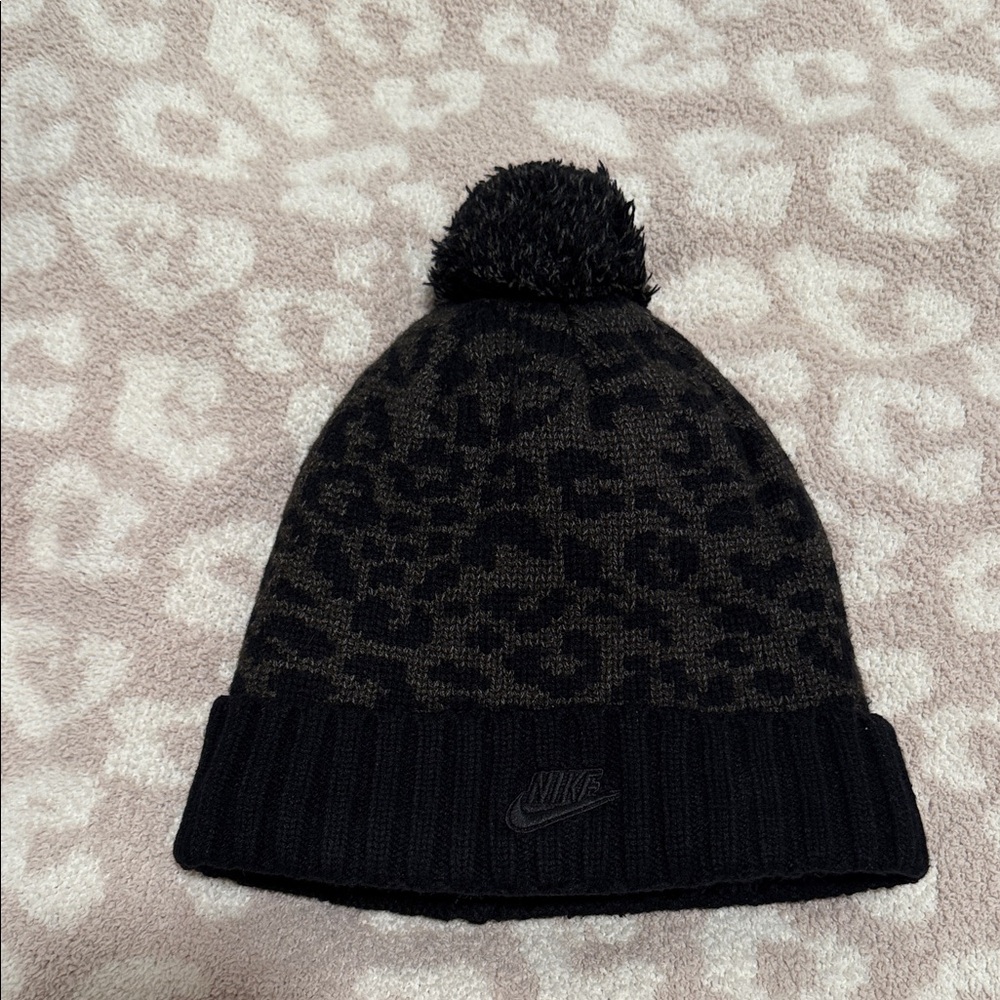 Nike Women’s Black Cheetah Beanie